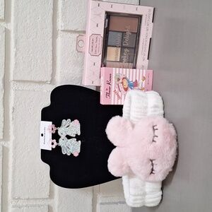 BUYERS GIVAWAY! 🎁 Bunny Earrungs, Spa Headband, Make-up & Perfume! 😍